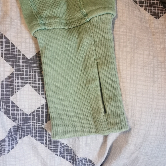 Lululemon sweater - Picture 3 of 6
